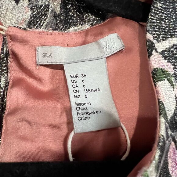 H&M Silver Metallic Pink Floral Elastic Peplum Silk Blend Dress‎ - Picture 8 of 8